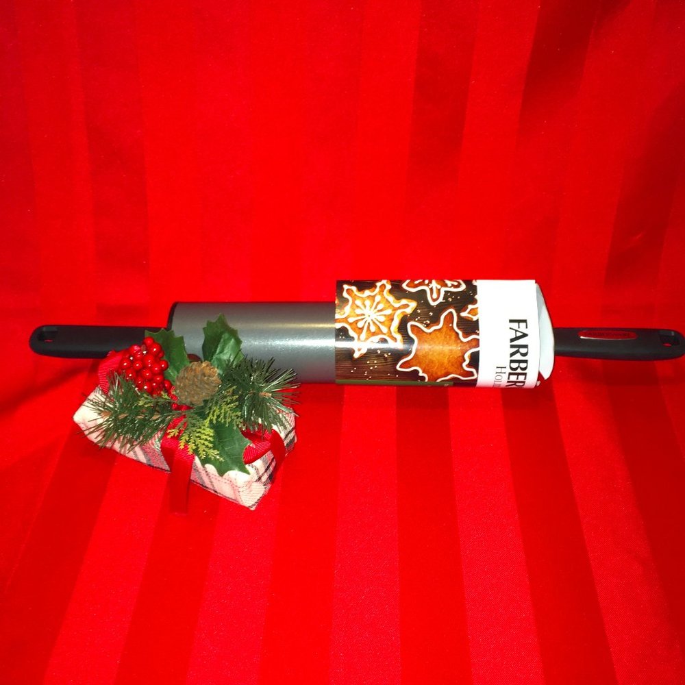 NWT Farberware Rolling Pin